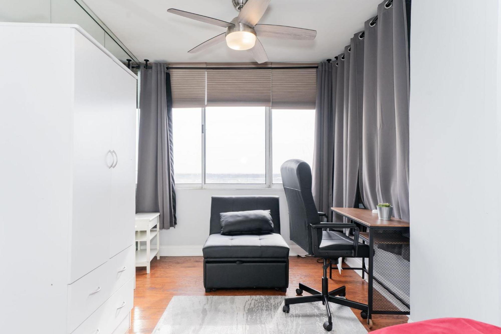 21Floor-Renovated 2Br,1Bath King And Queen Bed And Parking 亚特兰大 外观 照片